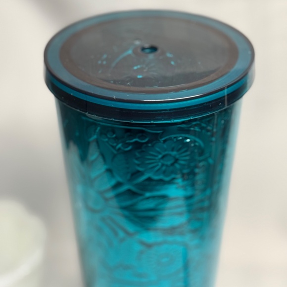 Starbucks 2017 Limited Edition Teal Embossed Floral Tumbler 24oz w/ Straw, Rare - Picture 5 of 8